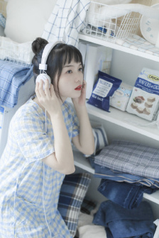 被怪物抓到了就会被C的游戏